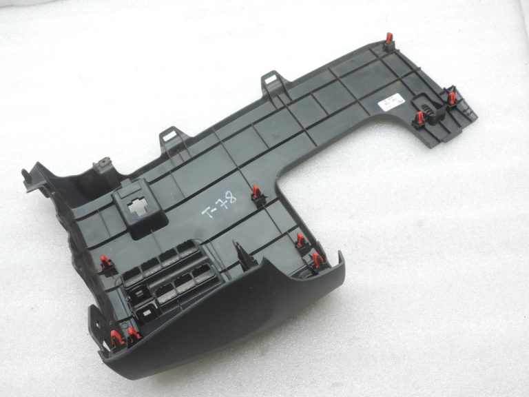 Oriģināls Toyota Yaris P21 priekšējā paneļa apdares panelis 55480K0030C0