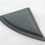 Oriģināls Toyota Yaris P21 priekšējo kreiso durvju apdares trīsstūris 67492K0030