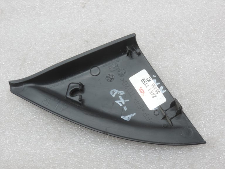 Oriģināls Toyota Yaris P21 priekšējo kreiso durvju apdares trīsstūris 67492K0030