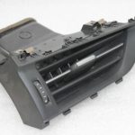 Toyota Avensis T27 priekšējā ventilācijas atveres kreisā daļa 55660-05120, 5566005120