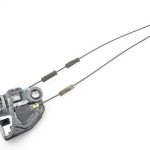 Toyota Avensis T27 Auris E18 Aizmugurējā labās puses durvju slēdzene 6905005051, 69050-05051