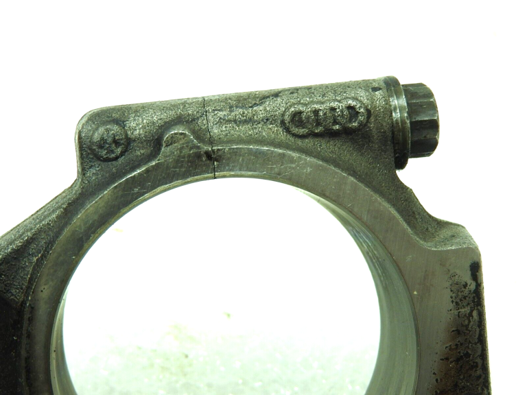 ORIGINĀLS savienotājstienis Audi VW Skoda Seat 038105401D BDJ BST