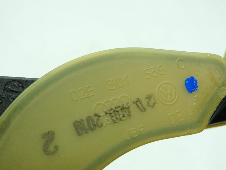 AUDI SEAT SKODA VW DSG DQ250 filtra caurule 02E301539C