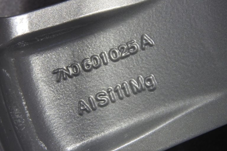 1x oriģināls VW Sharan 7N alumīnija disks, 16 collas, ET33, 7N0601025A, ar pulverkrāsas pārklājumu