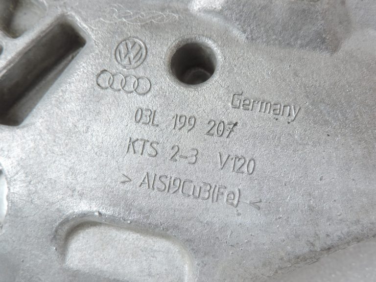 Oriģinālais Volkswagen Tiguan 5N Audi 2.0 TDI motora stiprinājums pa labi 03L199207