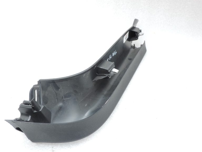 Oriģinālais Volkswagen Tiguan 5N aizmugurējo durvju pārsegs iekšējais kreisais 5N0867703B