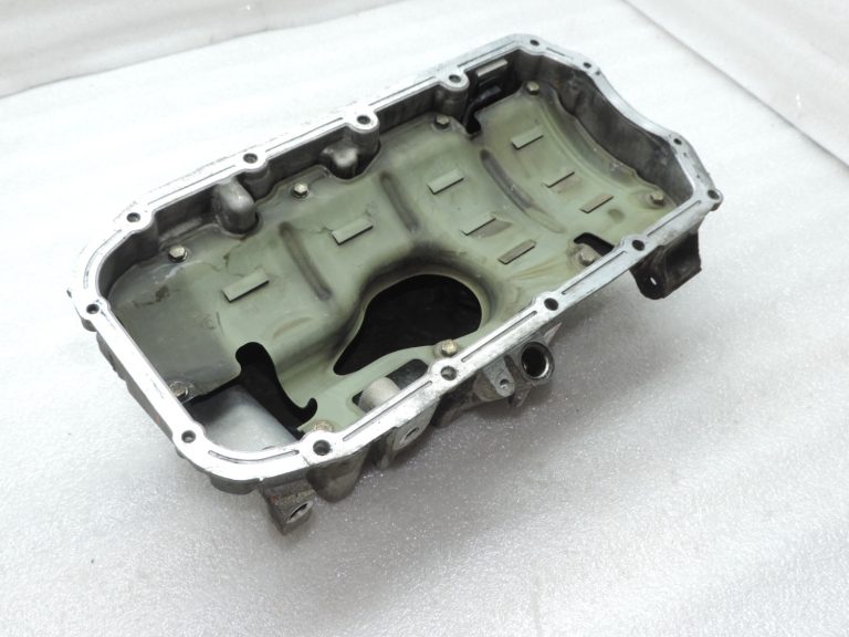 Opel Astra H Vectra C Zafira B 1.9d 88kW Z19DT Eļļas tvertne 93183668, 55225433