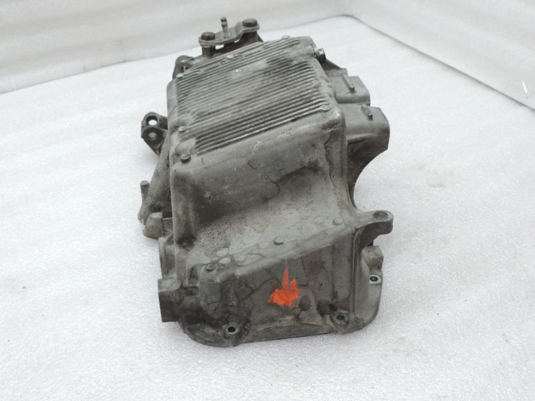 Opel Astra H Vectra C Zafira B 1.9d 88kW Z19DT Eļļas tvertne 93183668, 55225433
