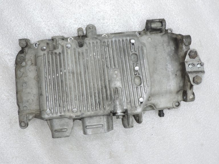 Opel Astra H Vectra C Zafira B 1.9d 88kW Z19DT Eļļas tvertne 93183668, 55225433