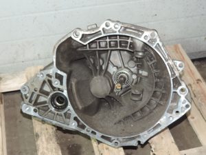 28 tūkstoši kilometru! DEFEKTĪVS! Opel Zafira B Astra H Vectra C benzīna manuālā pārnesumkārba F17C419