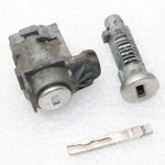Opel Zafira B atslēgu komplekts aizdedzes slēdzenes durvju slēdzenei 93181728, 93181727, 913703