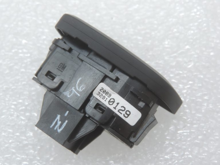Oriģinālais Opel Zafira C ECO slēdzis 20890129, 1240743