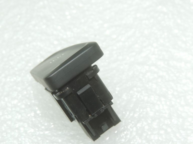 Oriģinālais Opel Zafira C ECO slēdzis 20890129, 1240743
