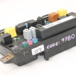 Opel Zafira B drošinātāju kārba ar drošības kodu RESET 13206754 93184656