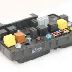 Opel Zafira B drošinātāju kārba ar drošības kodu RESET 13206754 93184656