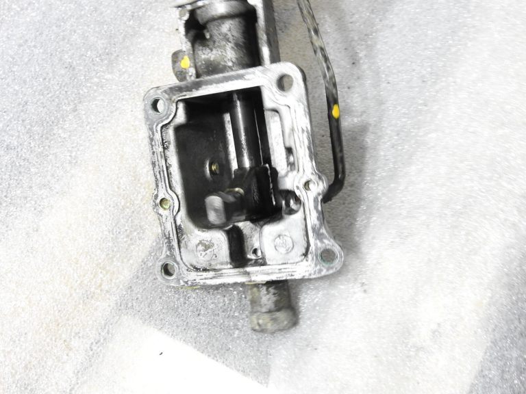 Opel Monterey Isuzu Trooper pārnesumu svira GM 8971008861 97100886